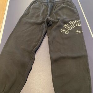 Supreme Nike arc sweatpants men